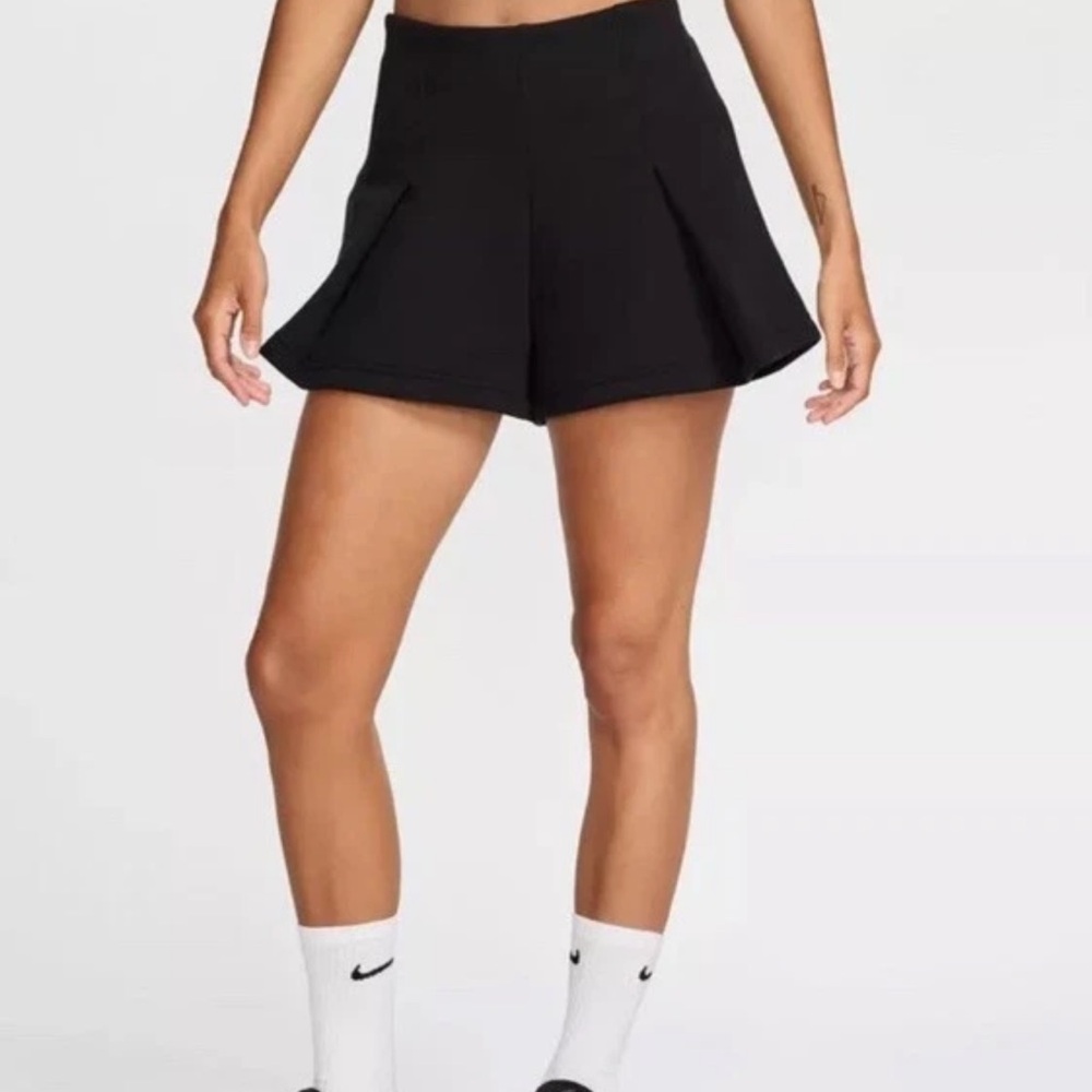 Nike Tech Pleated Shorts NEW